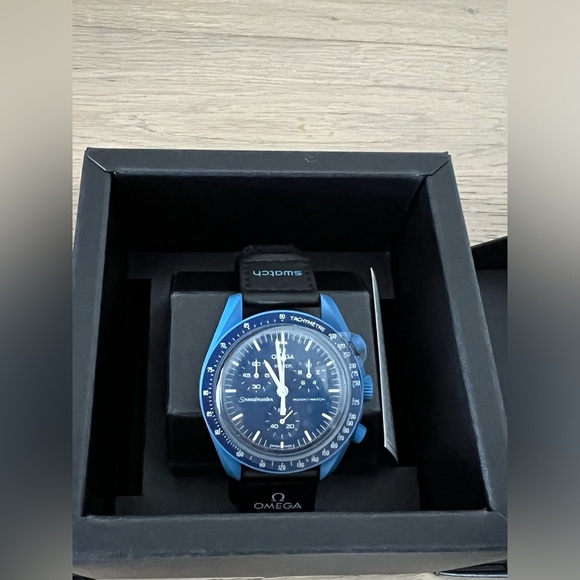 Swatch x Omega Moonswatch Mission To Neptune Watch SO33N100 - Brand New - Picture 3 of 3